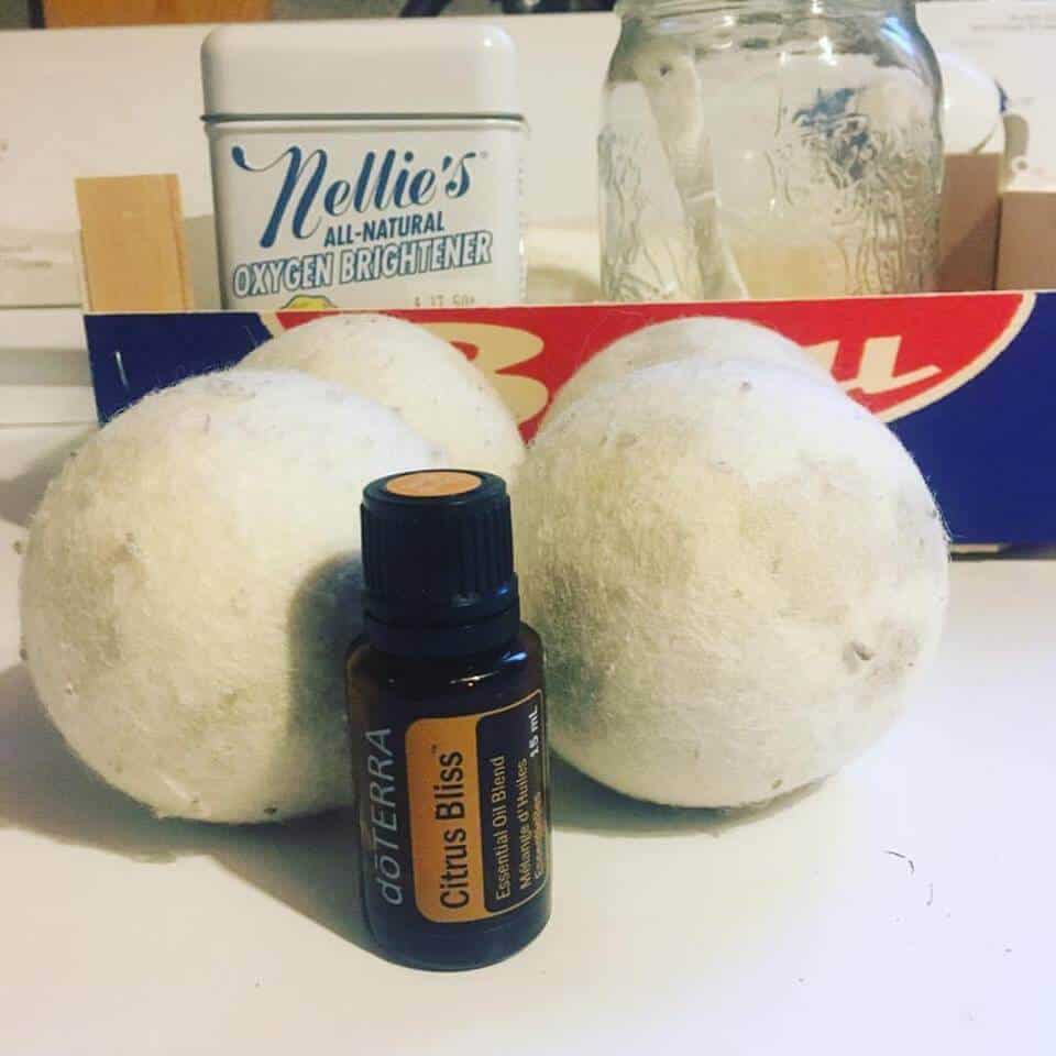 wool dryer balls with essential oils