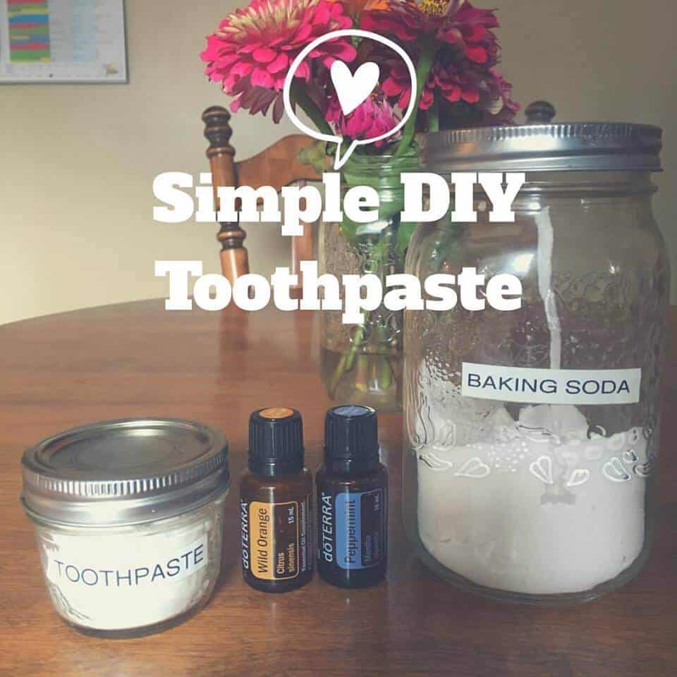 Simple DIY Toothpaste (Tooth Powder)