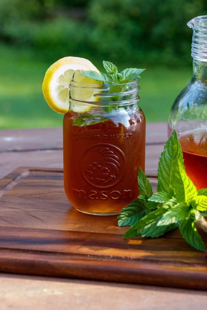 sumac lemonade garnished with lemon and mint